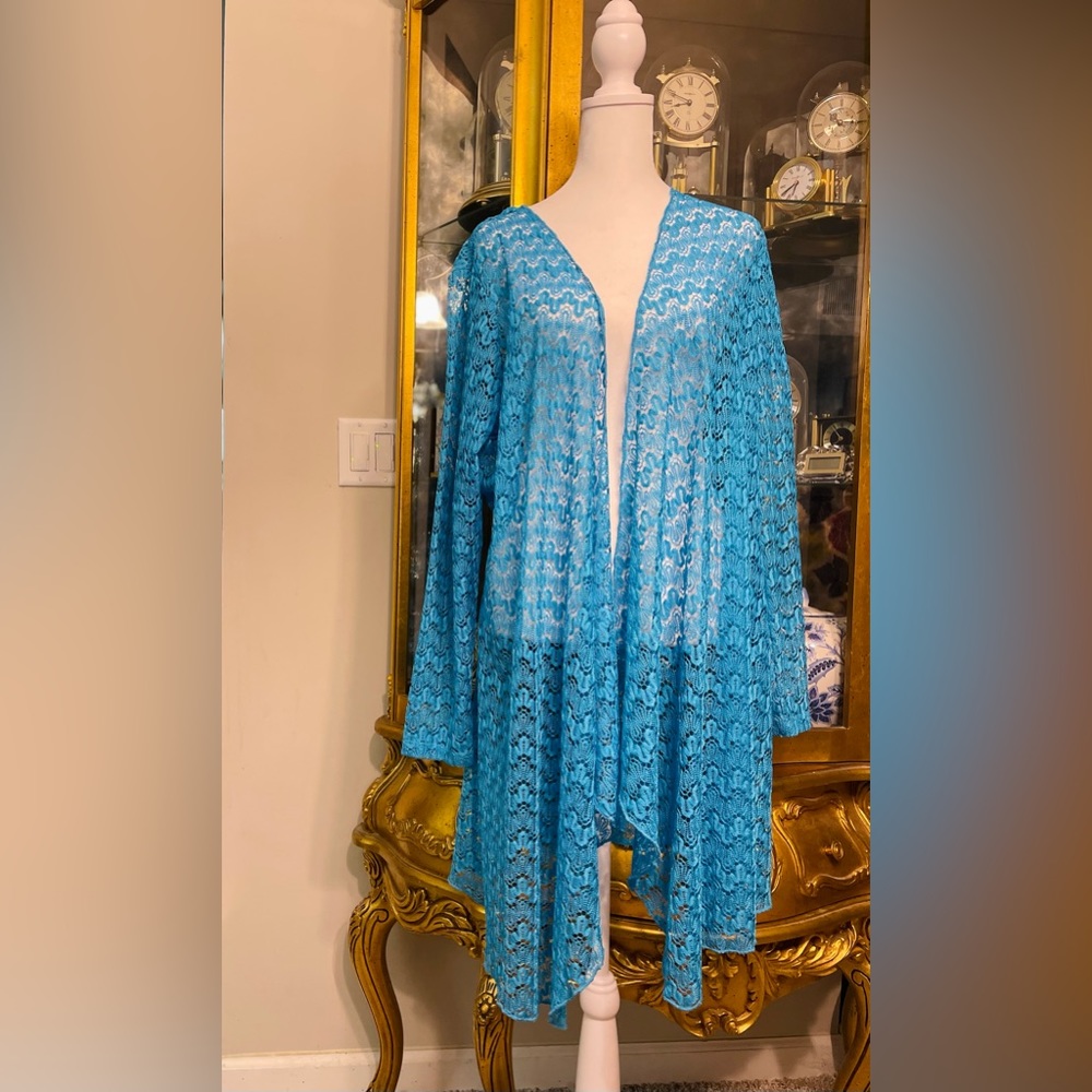 Nwot Nikki Poulos lace over top shawl XL